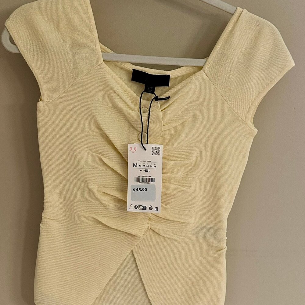 ZARA Pale Yellow Ruched Knit Button Top | M | NWT - Picture 5 of 9